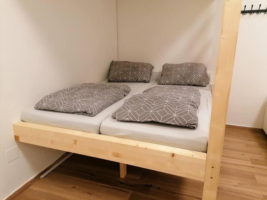 Feine Wohnung Direkt Am Yppen- Und Brunnenmarkt Wenen Buitenkant foto